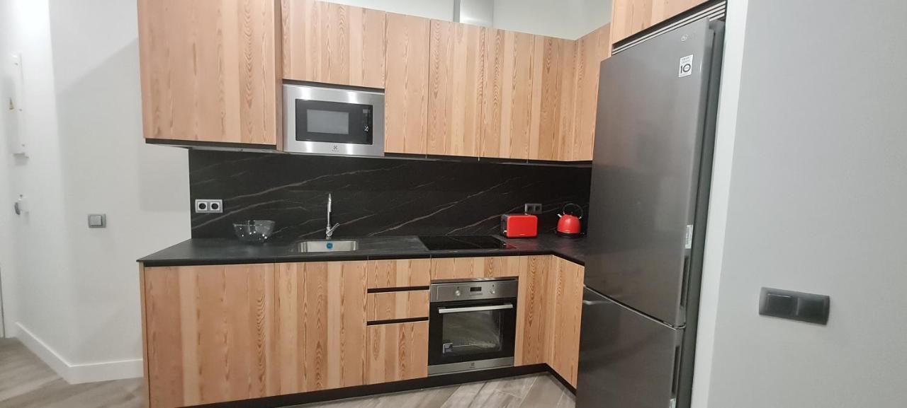 Apartamentos Cava Baja Madryt Zewnętrze zdjęcie