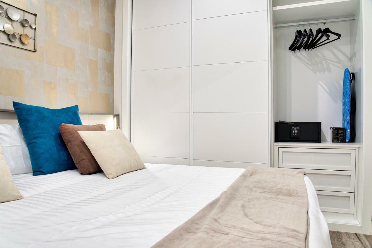 Apartamentos Cava Baja Madryt Zewnętrze zdjęcie