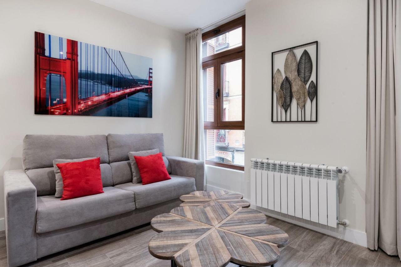 Apartamentos Cava Baja Madryt Zewnętrze zdjęcie