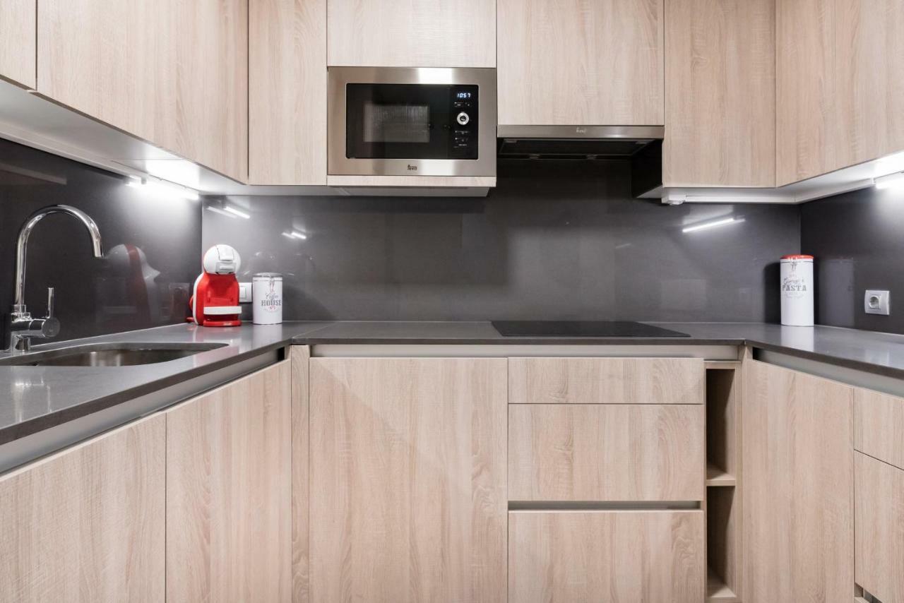 Apartamentos Cava Baja Madryt Zewnętrze zdjęcie