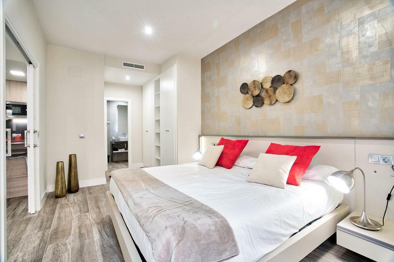 Apartamentos Cava Baja Madryt Zewnętrze zdjęcie