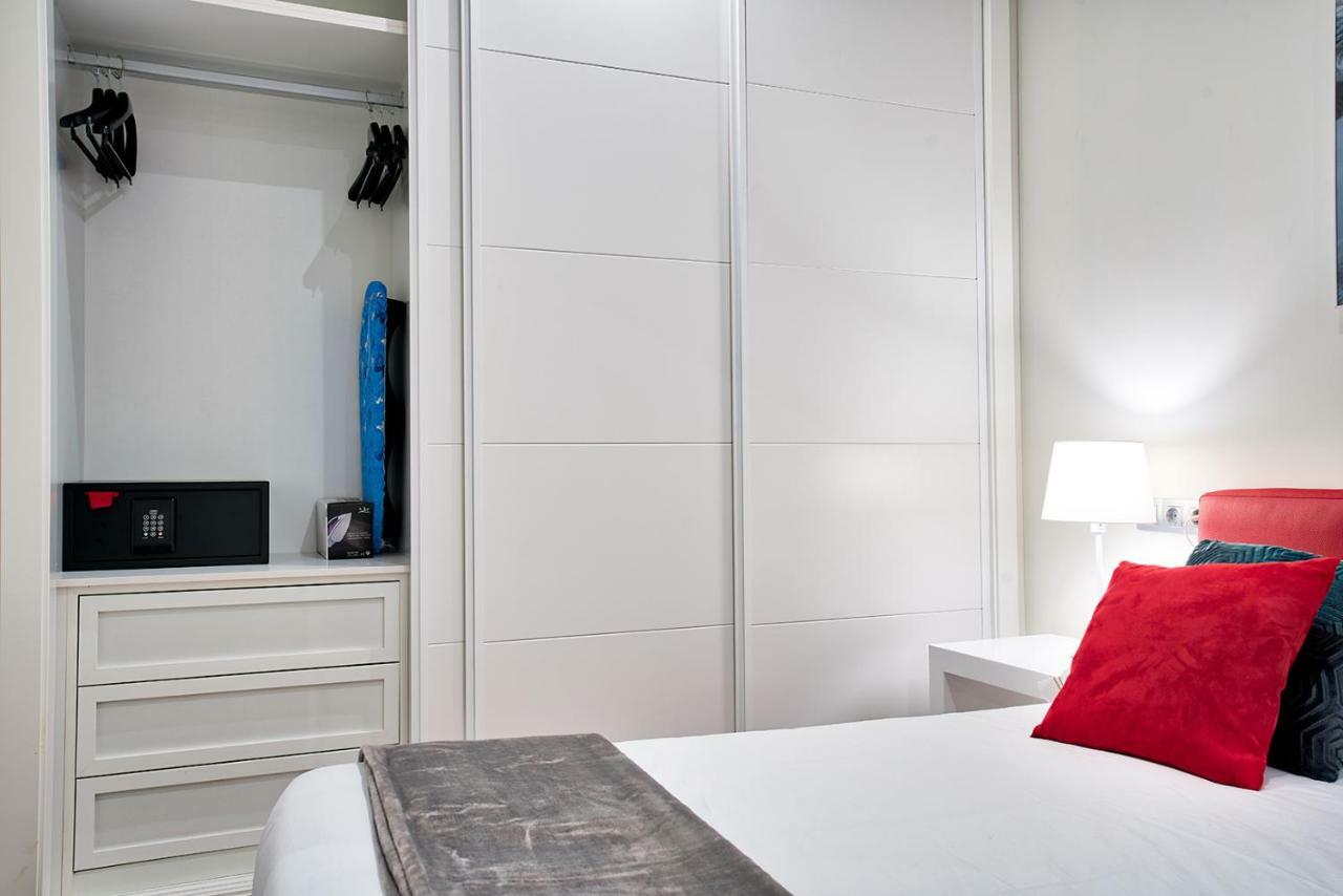 Apartamentos Cava Baja Madryt Zewnętrze zdjęcie