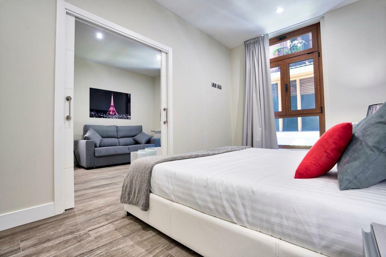 Apartamentos Cava Baja Madryt Zewnętrze zdjęcie
