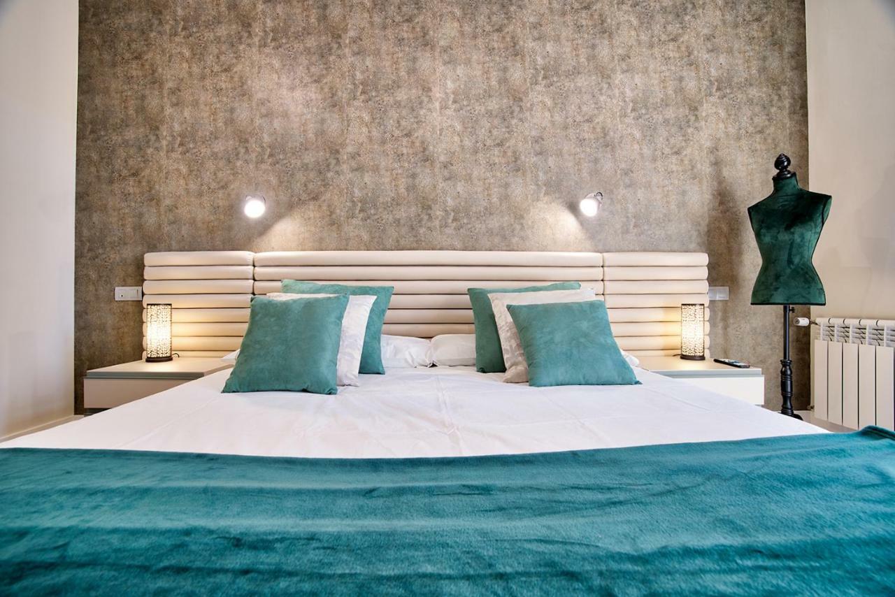 Apartamentos Cava Baja Madryt Zewnętrze zdjęcie