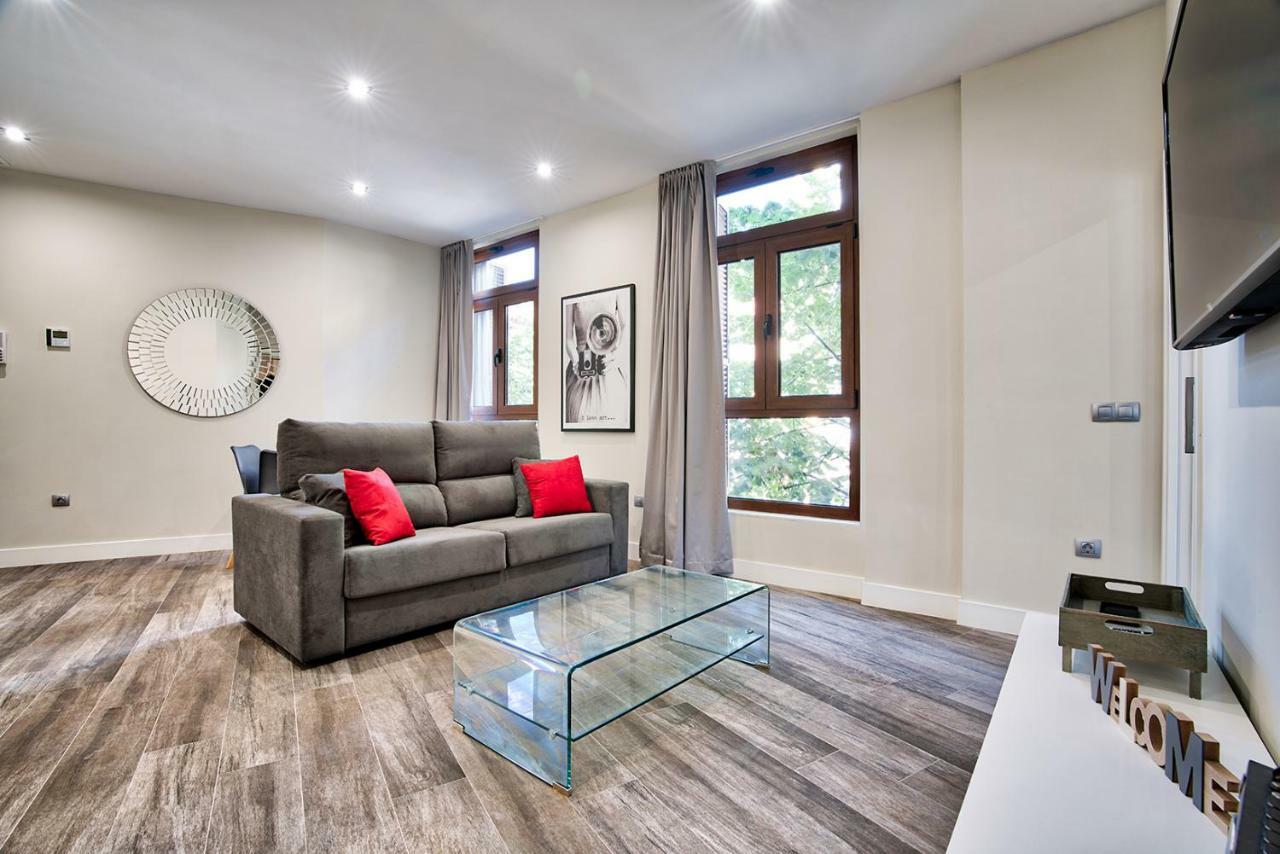 Apartamentos Cava Baja Madryt Zewnętrze zdjęcie