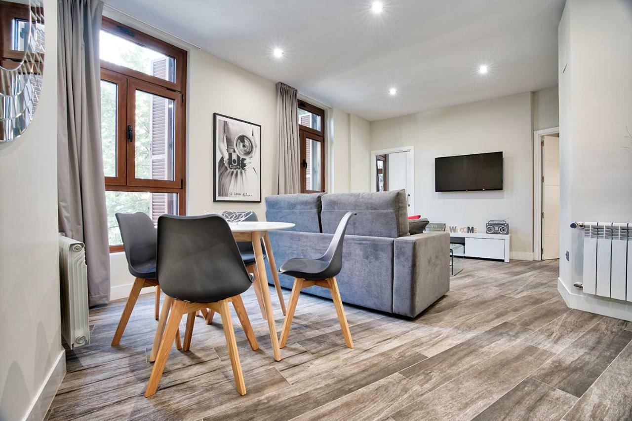 Apartamentos Cava Baja Madryt Zewnętrze zdjęcie